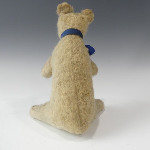 229 - An early 20thC plush blonde mohair Kangaroo, with long nose, small plastic eye stiff limbs.... 