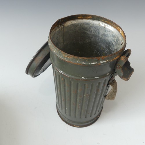 441 - A WWII German Gas Mask Canister, with carry strap (low version), together with two forage caps, and ... 