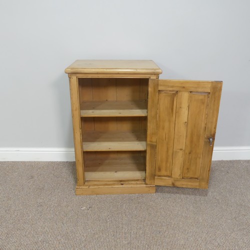 583 - A vintage pine Pot Cupboard, with shelved interior, W 52cm x D 36cm x H 79cm.