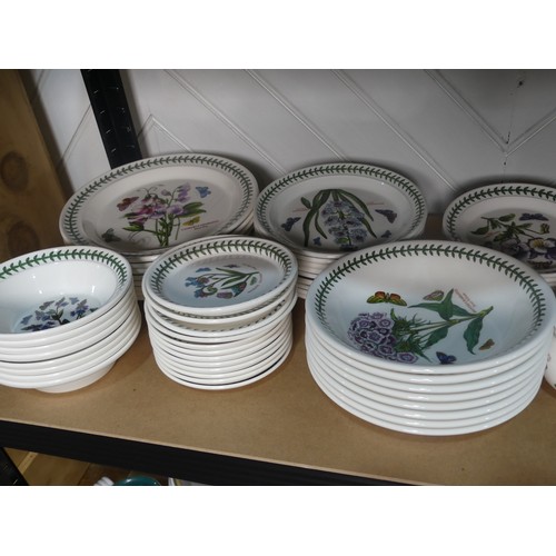 501 - A quantity of Portmeirion Botanic Gardens Tea and Dinner Wares, comprising eight Cups and Saucers, f... 