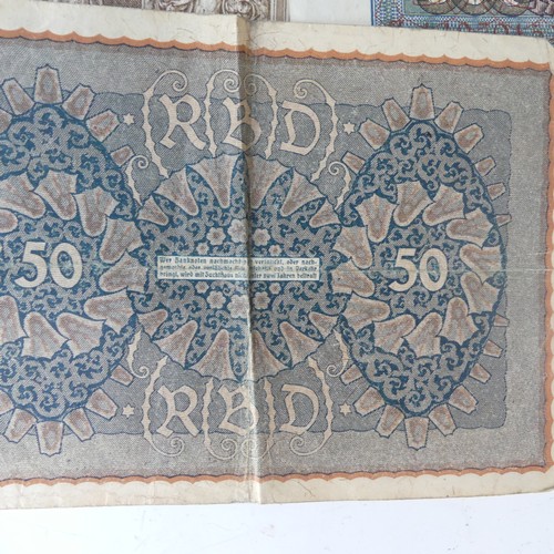 341 - A Collection of 1920's German Reichsbanknote, consisting of two 1 mark notes dated 1920, a 50 Mark n... 