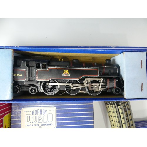 285 - Hornby Dublo EDG7 0-6-2 Tank Goods Train Set, boxed, and an EDL18 Standard 2-6-4 Tank Locomotive, BR... 