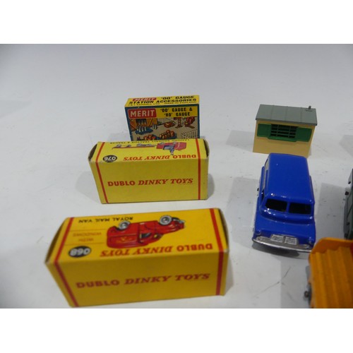 286 - Dublo Dinky Toys, No.068 Royal Mail Van, and No.076 Lansing Bagnall Tractor & Trailer, both boxe... 