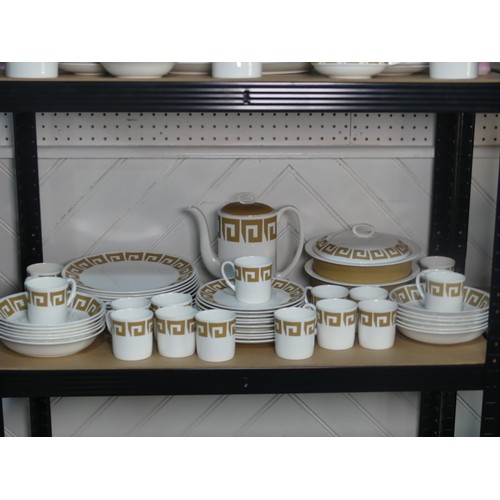 529 - A Wedgwood Susie Cooper Design 'Gold Keystone' pattern Tea, Coffee and Dinner Service, comprising se... 