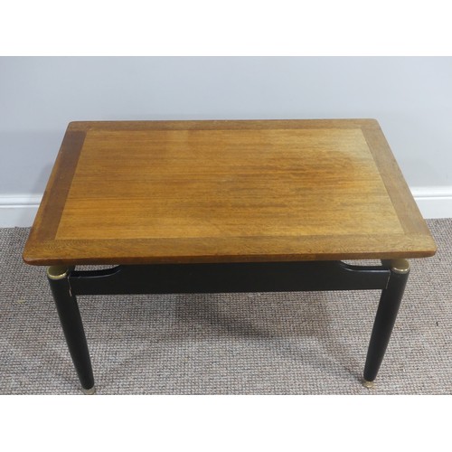 640 - A retro mid 20thC G-Plan Coffee Table, with manufacturers label to underside, W 137cm x D 50cm x H 4... 