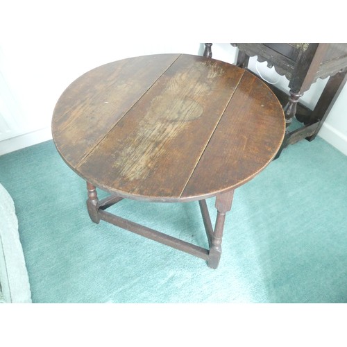 666 - A Georgian oak ‘Cricket’ Table, W 66cm x D 66cm x H 60cm.