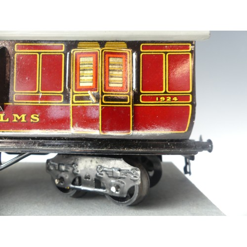 282 - Bing '0' gauge 62/260/0 short LMS Full Brake Coach, with opening doors, red and black lined in yello... 