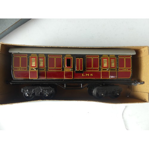 282 - Bing '0' gauge 62/260/0 short LMS Full Brake Coach, with opening doors, red and black lined in yello... 