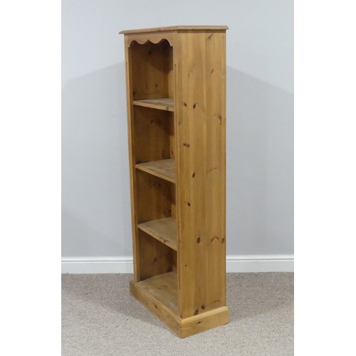 673 - A modern pine open Bookcase, with three fixed shelves, W 61cm x D 29cm x H 154cm.