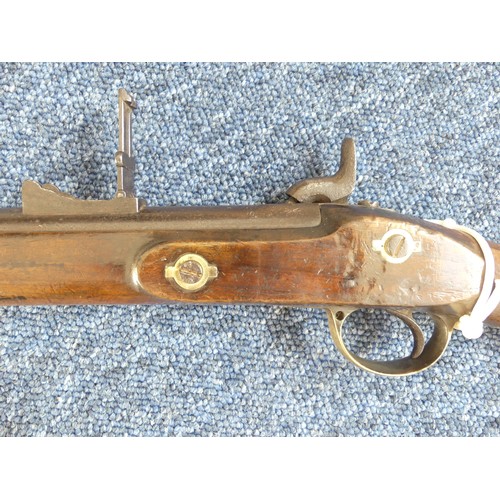 423A - A British army PS3 rifle dated 1858, 39 inch sighted barrel, the lock plate marked and dated 1858, w... 