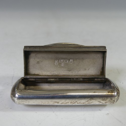 50 - An early 19thC Irish silver Snuff Box, marked Dublin with retailers mark for William Law, no date le... 