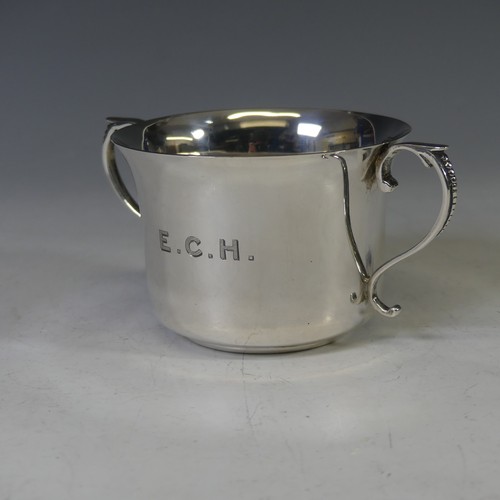 72 - An Edwardian silver Porringer, by Horace Woodward & Co Ltd., hallmarked London, 1909, of traditi... 