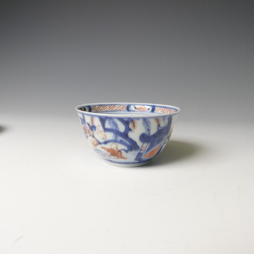 153 - A set of three 19thC Chinese imari palette Teabowls, D 8cm, with corresponding Saucer, D 12cm, decor... 