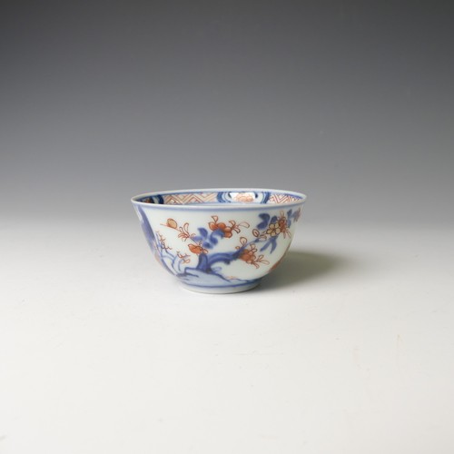 153 - A set of three 19thC Chinese imari palette Teabowls, D 8cm, with corresponding Saucer, D 12cm, decor... 