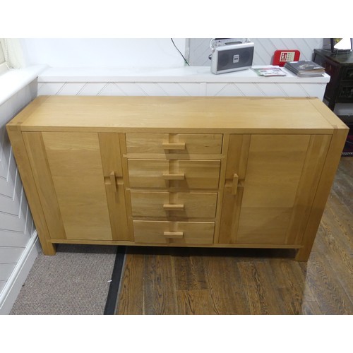 415 - A modern light oak art deco style John Lewis Side Board, with dovetail joints, W 165.5cm x H 88cm x ... 