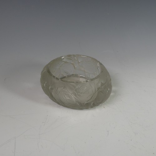 117 - A Lalique 'Dinard' glass oval Bowl, impressed marks to base 'R.Lalique France', 12cm wide.... 