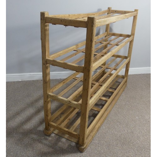 369 - An early 20thC pine Bread Rack, top beam is split and will need refurbishing, W 140cm x H 105cm x D ... 