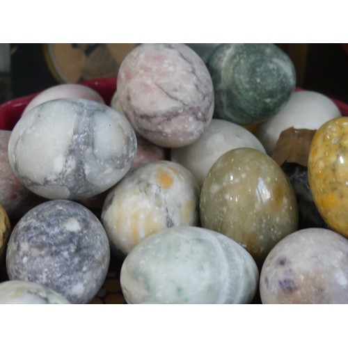 346 - A collection of Stone Eggs, approx. 24, mostly unpolished, together with a graduated set of four 'Ju... 