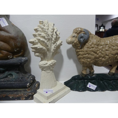 470 - A painted cast iron lion rampant Door Stop, 38cm high, together with three other small door stops; w... 