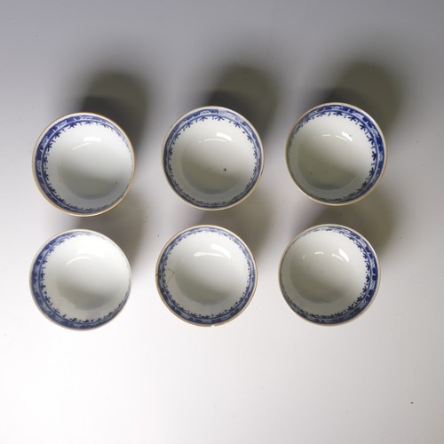 146 - A small quantity antique Chinese porcelain Teawares, comprising six Tea Bowls and four Plates, decor... 