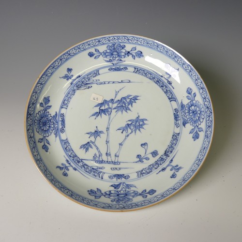 143 - A pair of antique Chinese blue and white porcelain Plates, of octagonal form, decorated with greek k... 