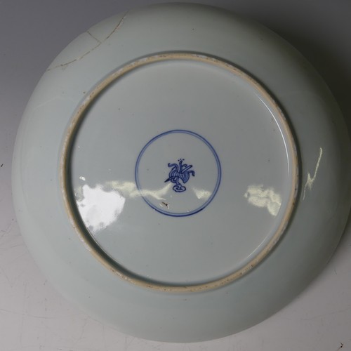 158 - An antique Chinese blue and white porcelain Plate, of octagonal form, with underglaze willow pattern... 