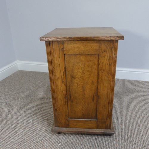 250 - An Edwardian oak Purdonium/Coal Scuttle, with metal liner, W 34cm x H 54cm x D 34cm.... 