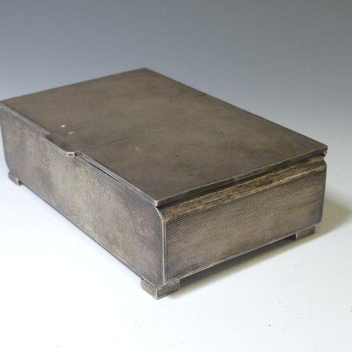 265 - A George VI silver Cigarette Box, by Deakin & Francis Ltd., hallmarked Birmingham, 1937, in the ... 