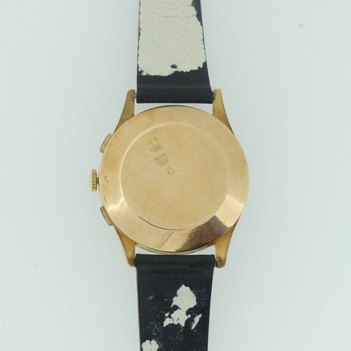 190 - A vintage continental 18ct gold gentleman's Chronograph Wristwatch, marked '750', with Swiss 17 jewe... 