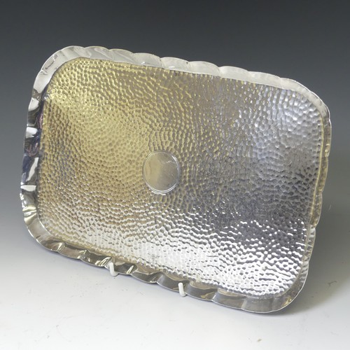 280 - An Edwardian silver Tray, by William Comyns & Sons, hallmarked London, 1907, of rectangular form... 