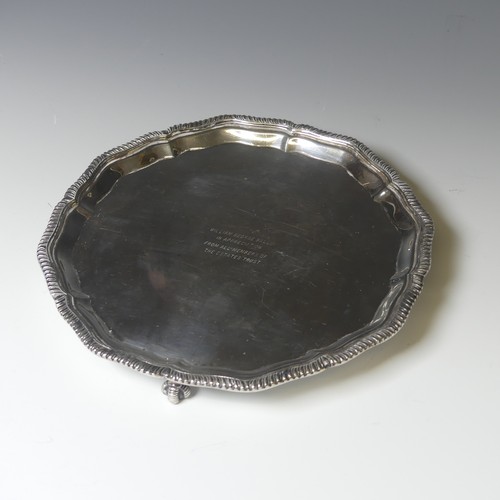 282 - A small Elizabeth II silver Salver, by Adie Brothers Ltd., hallmarked Sheffield, 1964, of shaped cir... 