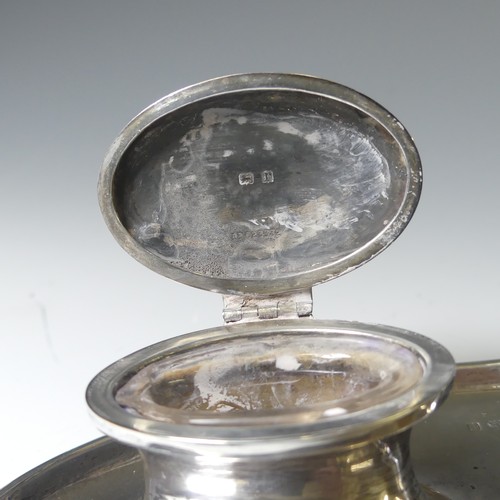 284 - A George V silver double Inkwell, by A & J Zimmerman Ltd., hallmarked Birmingham 1916, of oval c... 