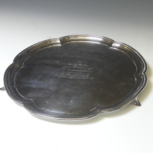 287 - A George VI silver Salver, by Atkin Brothers, hallmarked Sheffield 1940, of lobed circular form and ... 