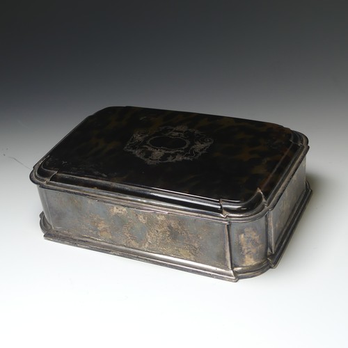 293 - A George V silver Box, by William Comyns & Sons, hallmarked London 1912, the hinged cover inset ... 