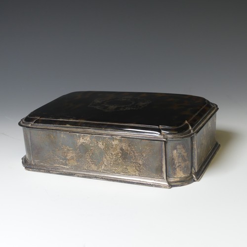 293 - A George V silver Box, by William Comyns & Sons, hallmarked London 1912, the hinged cover inset ... 