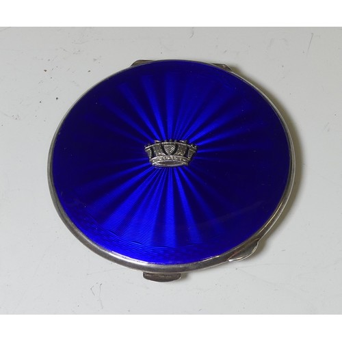 328 - An Elizabeth II silver and enamel Powder Compact, by John William Barrett, hallmarked Birmingham, 19... 