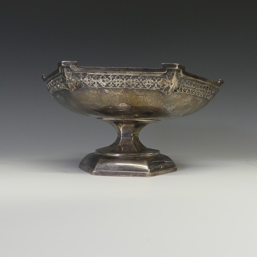 334 - A George V silver Tazza, by Walker & Hall, hallmarked Sheffield, 1913, of hexagonal form with fo... 