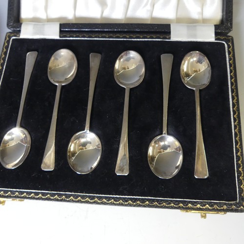 350 - A cased set of eight silver Teaspoons, by Barker Brothers Silver Ltd., hallmarked Birmingham, 1933, ... 