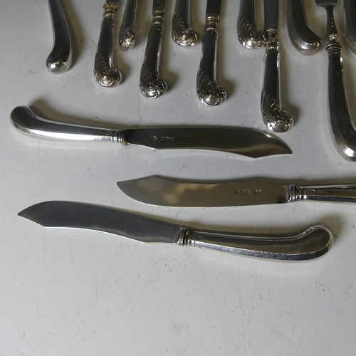 352 - A set of five Edwardian silver Fish Knives and Forks, by Goldsmiths & Silversmiths Co Ltd., hall... 