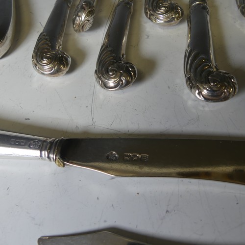 352 - A set of five Edwardian silver Fish Knives and Forks, by Goldsmiths & Silversmiths Co Ltd., hall... 