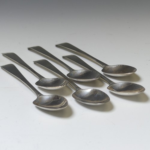 353 - A set of six George III Irish silver Teaspoons, marked for Dublin and with makers mark probably 'EP'... 