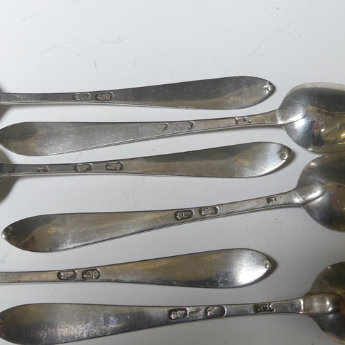 353 - A set of six George III Irish silver Teaspoons, marked for Dublin and with makers mark probably 'EP'... 