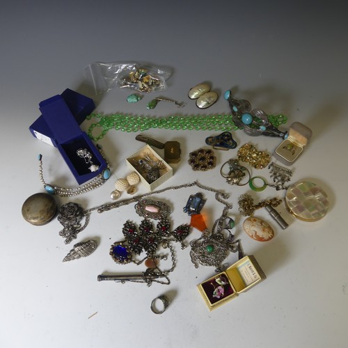 175 - A quantity of good vintage Costume Jewellery, including two silver and amethyst bracelets, a mid-Eur... 