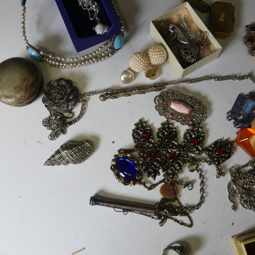 175 - A quantity of good vintage Costume Jewellery, including two silver and amethyst bracelets, a mid-Eur... 