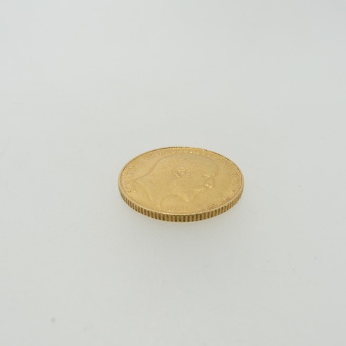 243 - An Edwardian gold Sovereign, dated 1908.