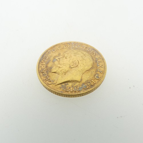 252 - A George V gold Sovereign, dated 1911.