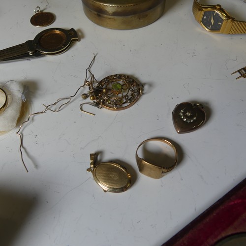 183 - A quantity of Jewellery and Costume Jewellery, including a Baltic amber shard Necklace, a damaged Ed... 