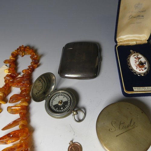 183 - A quantity of Jewellery and Costume Jewellery, including a Baltic amber shard Necklace, a damaged Ed... 