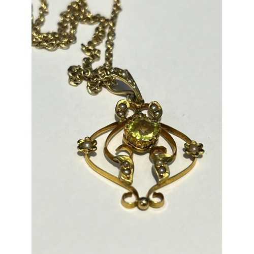 78 - An Edwardian peridot and seed pearl Pendant, in the Art Nouveau style, all mounted in 9ct yellow gol... 