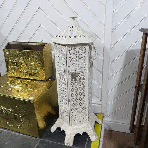 385 - A Victorian cast iron Station Heater, painted white, note top is damaged, see images, W 35 cm x H 84... 